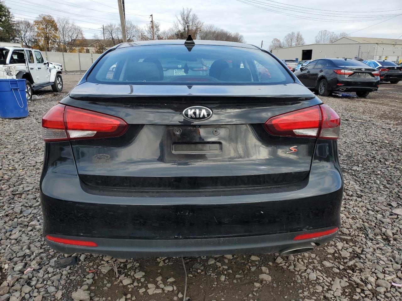 2017 KIA FORTE