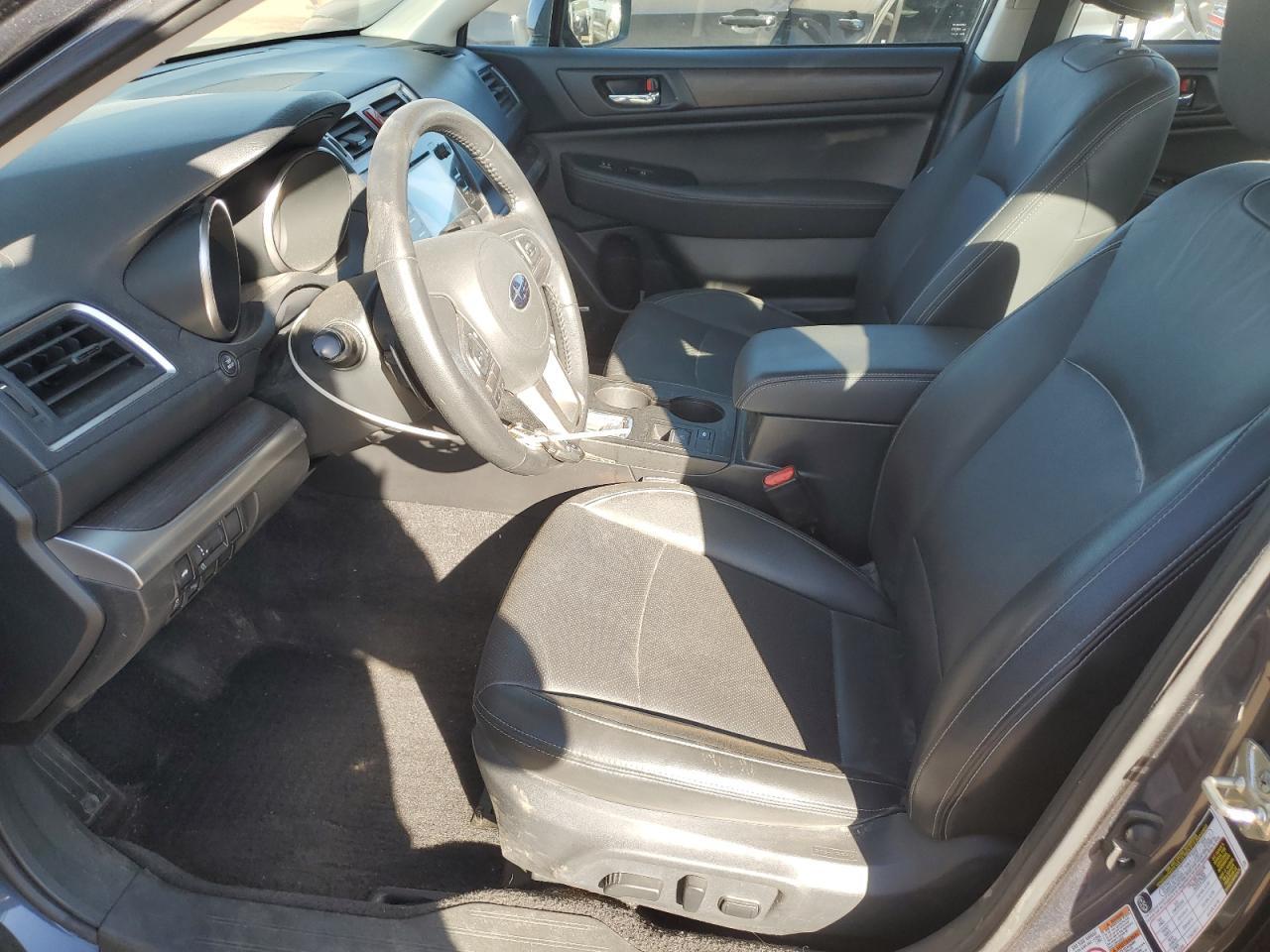 2015 SUBARU Legacy