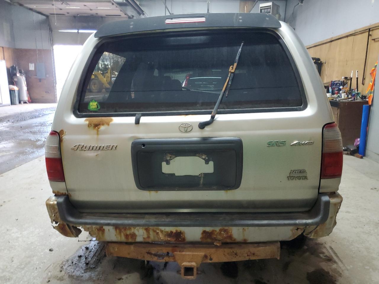 2000 TOYOTA 4Runner