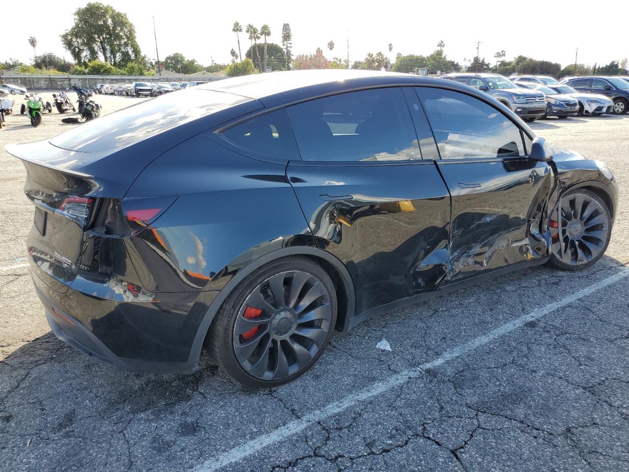 2023 TESLA MODEL Y
