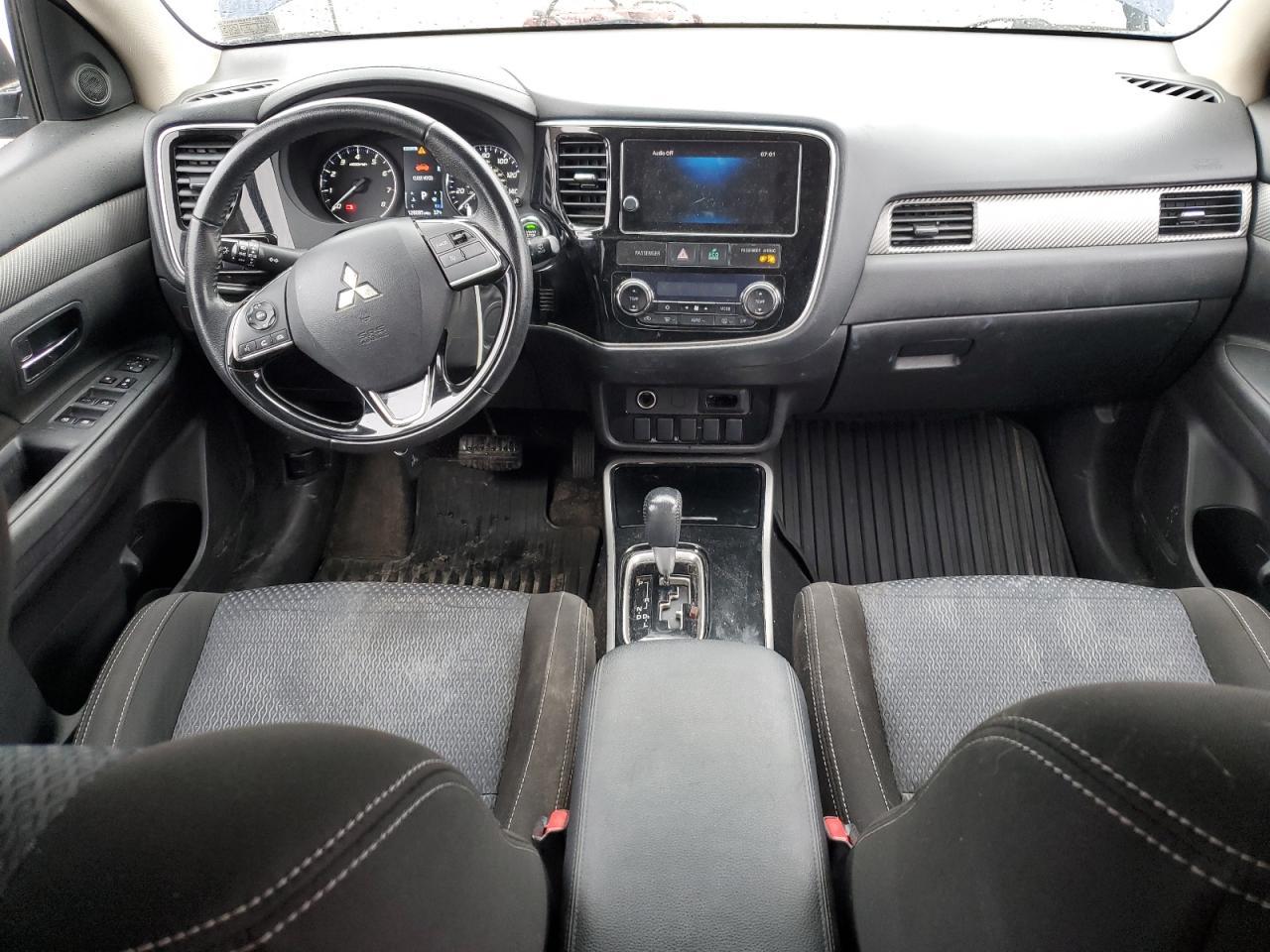 2017 MITSUBISHI outlander