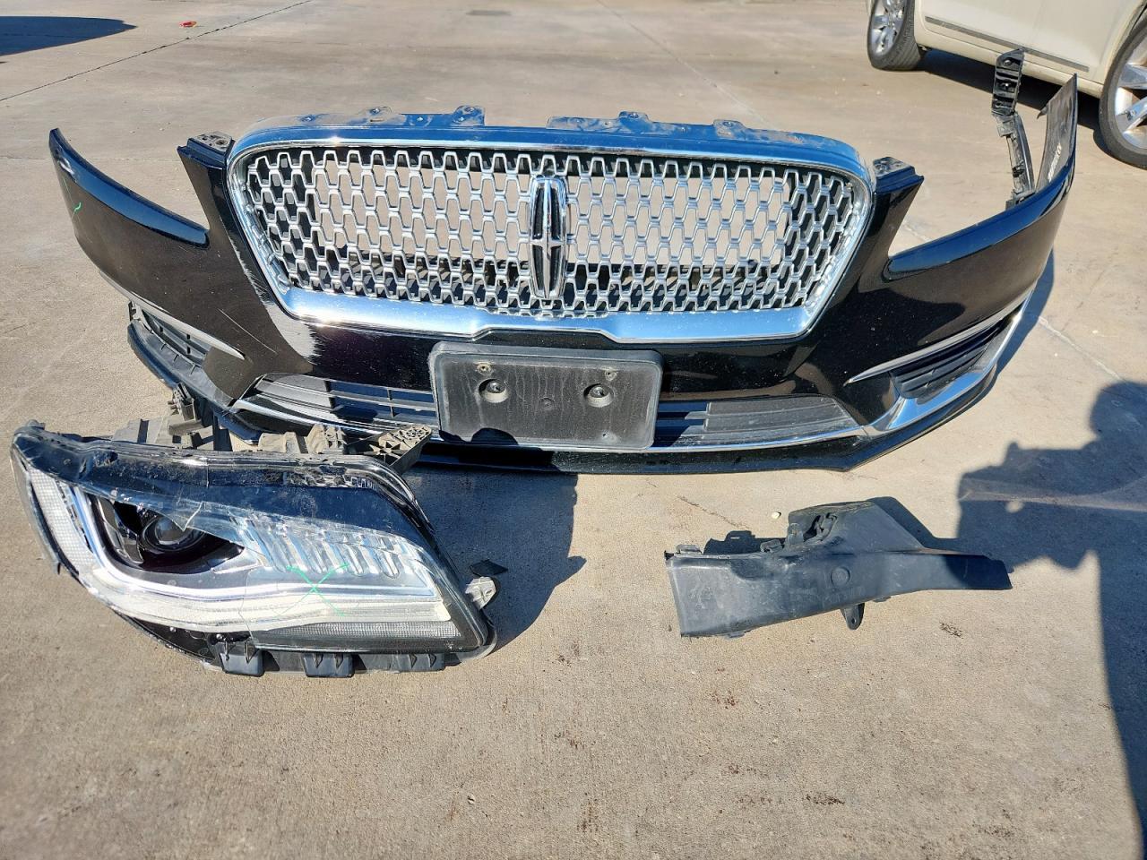 2017 LINCOLN MKZ