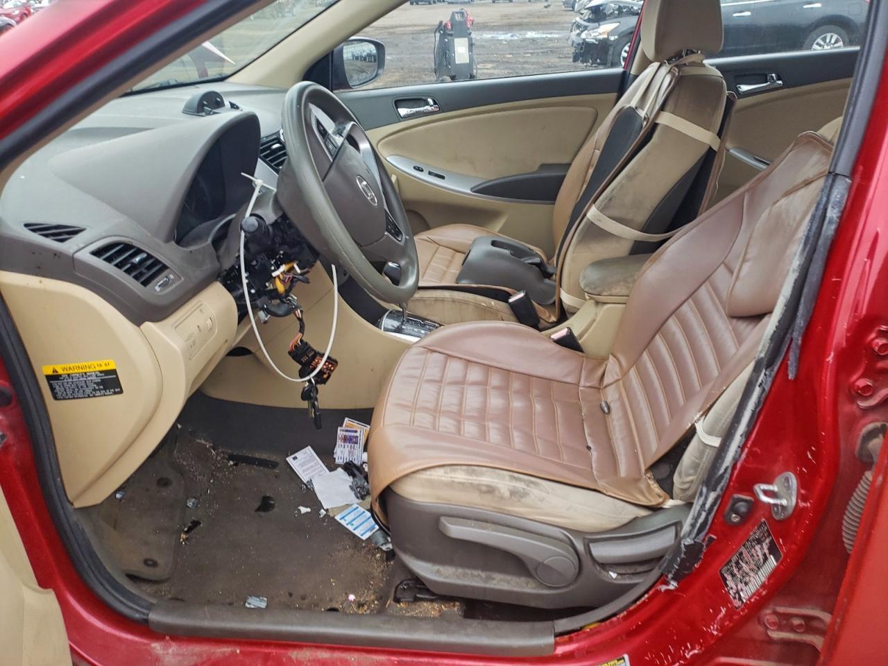 2012 HYUNDAI ACCENT