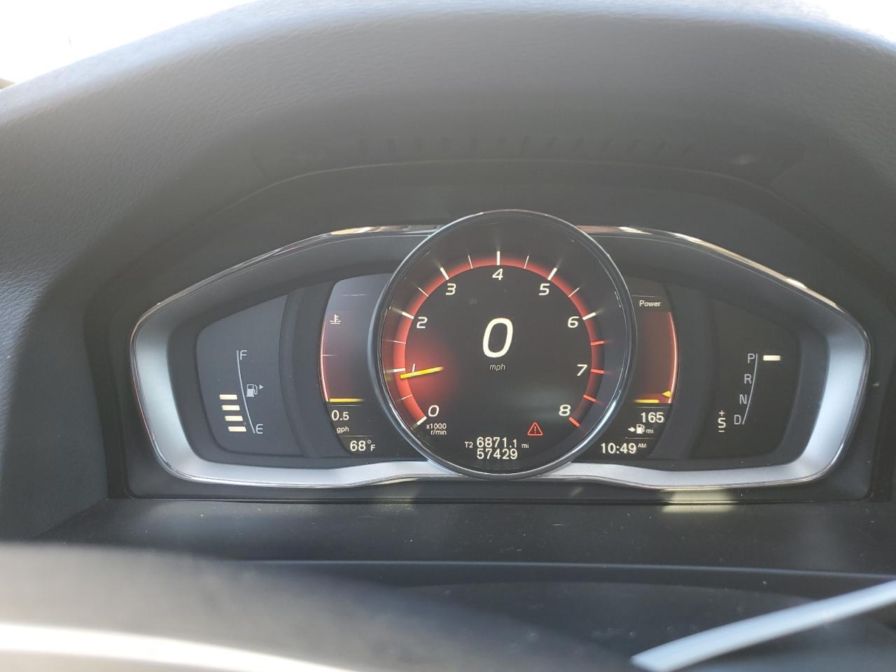 2017 VOLVO S60