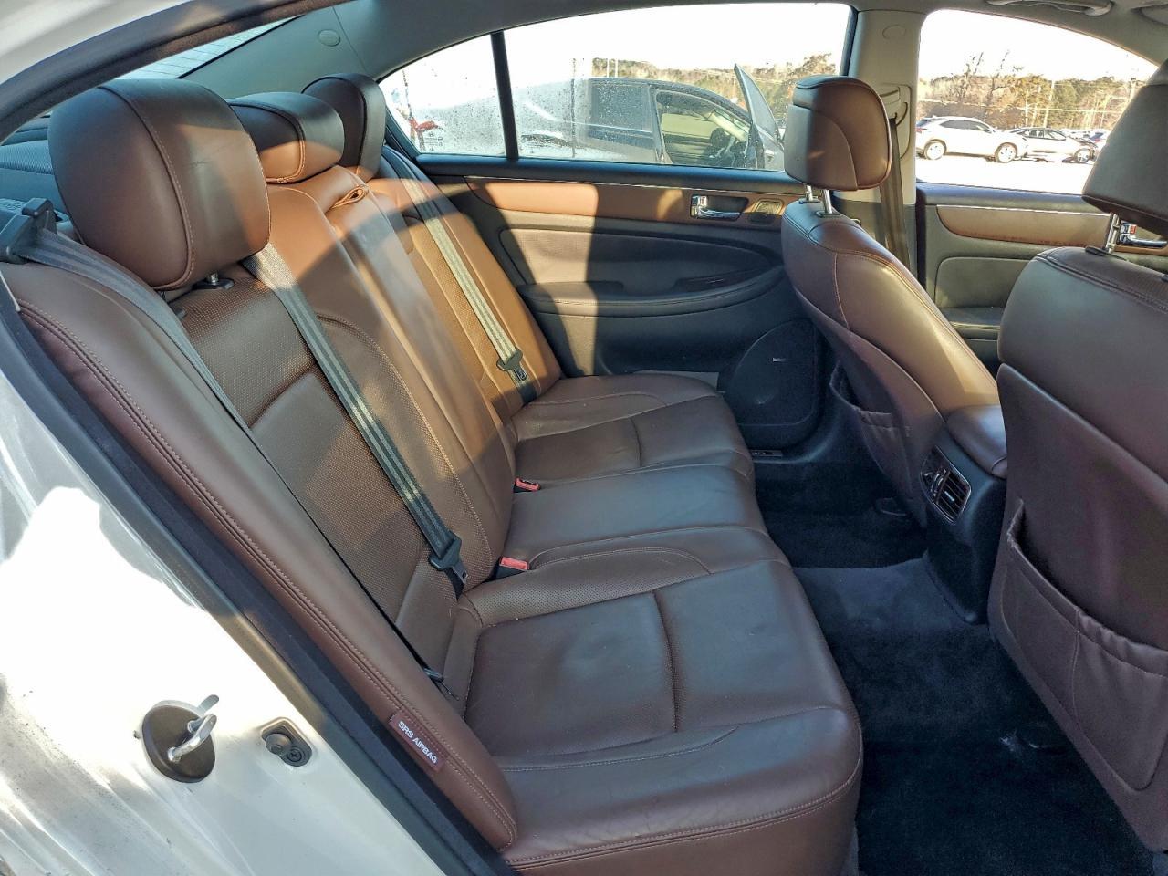 2010 HYUNDAI GENESIS