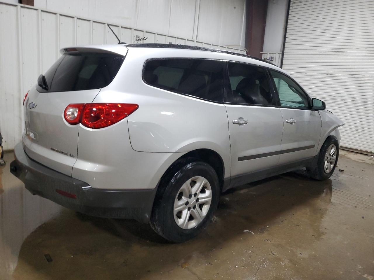 2011 CHEVROLET TRAVERSE