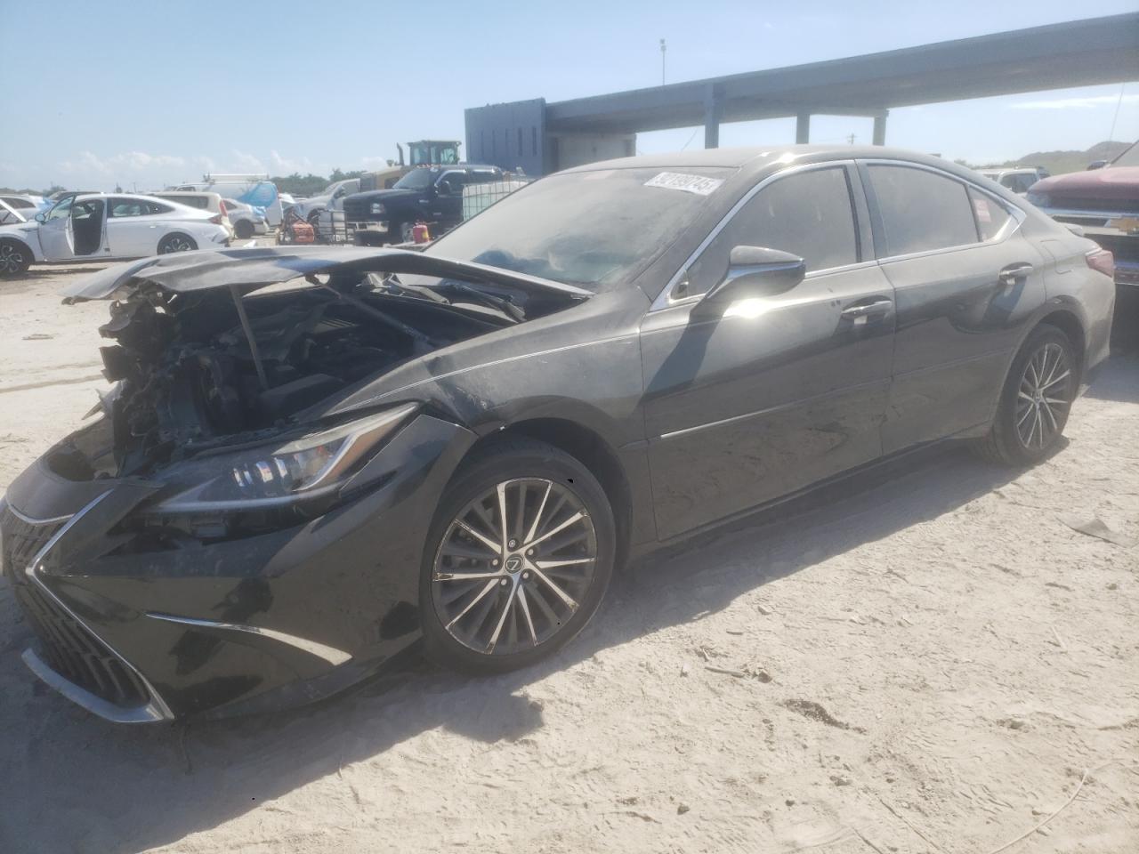 2023 LEXUS ES 300H