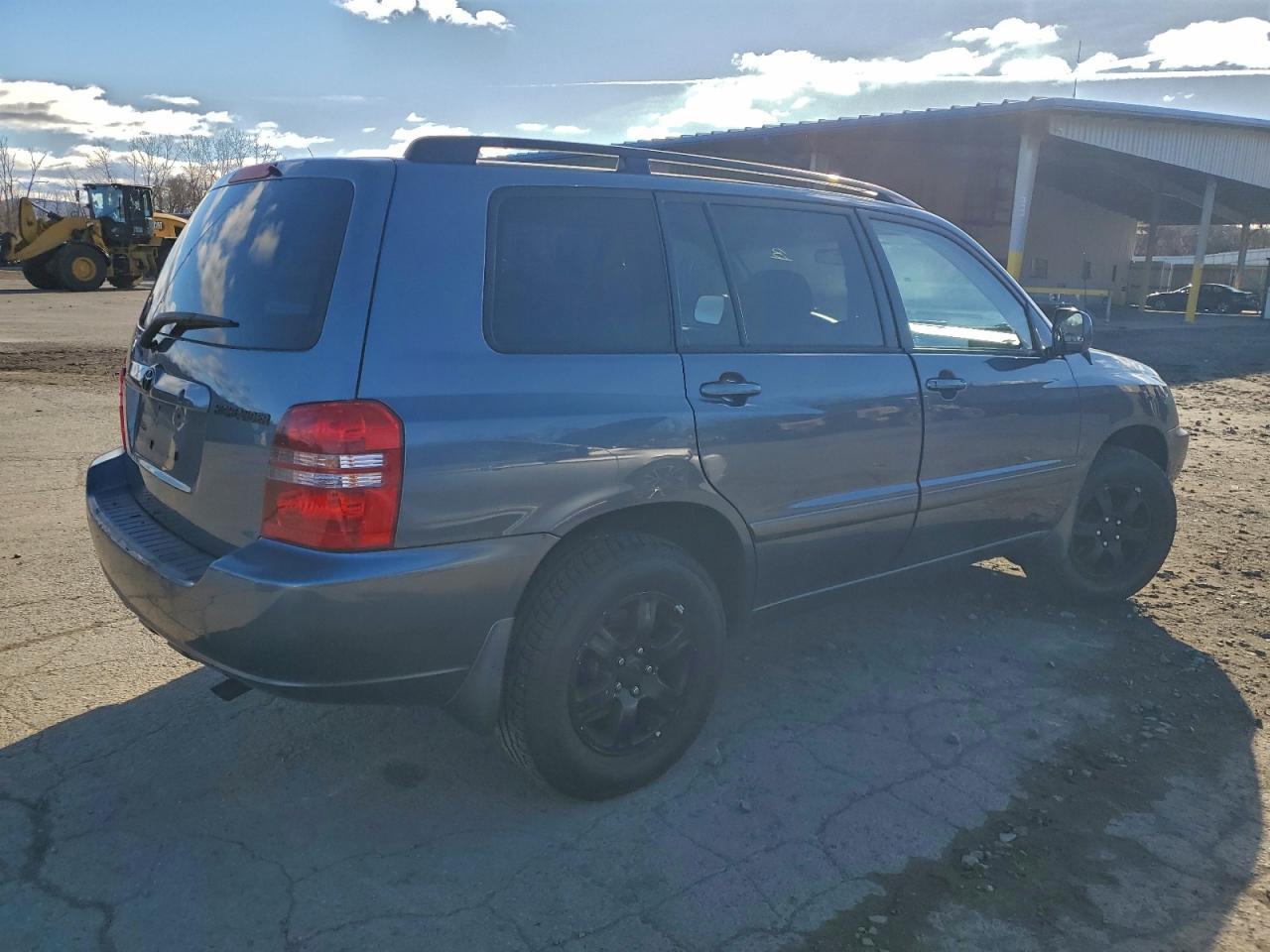 2003 TOYOTA HIGHLANDER