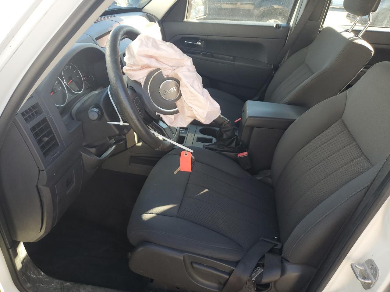 2012 JEEP Liberty
