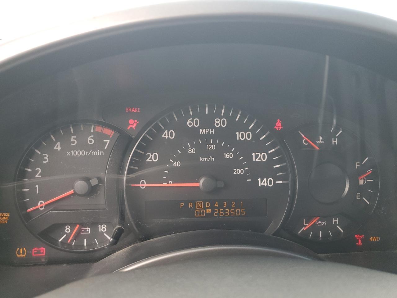 2004 NISSAN Titan