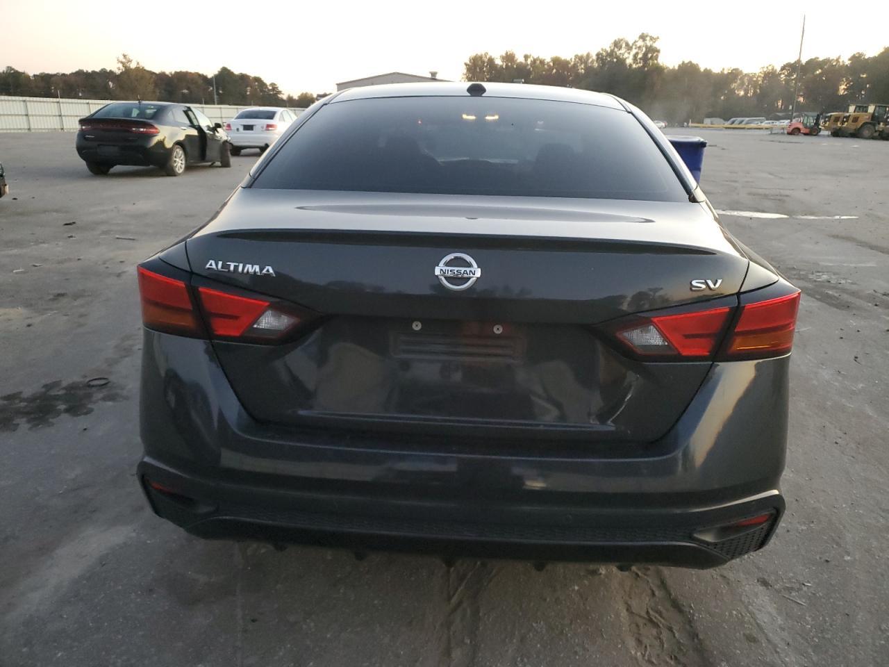 2022 NISSAN ALTIMA