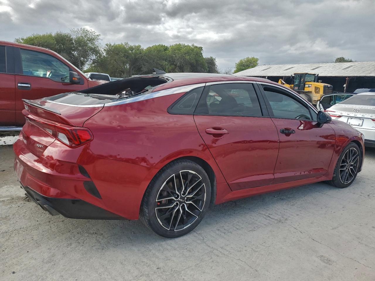 2022 KIA K5