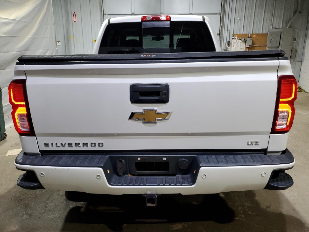 2018 CHEVROLET Silverado