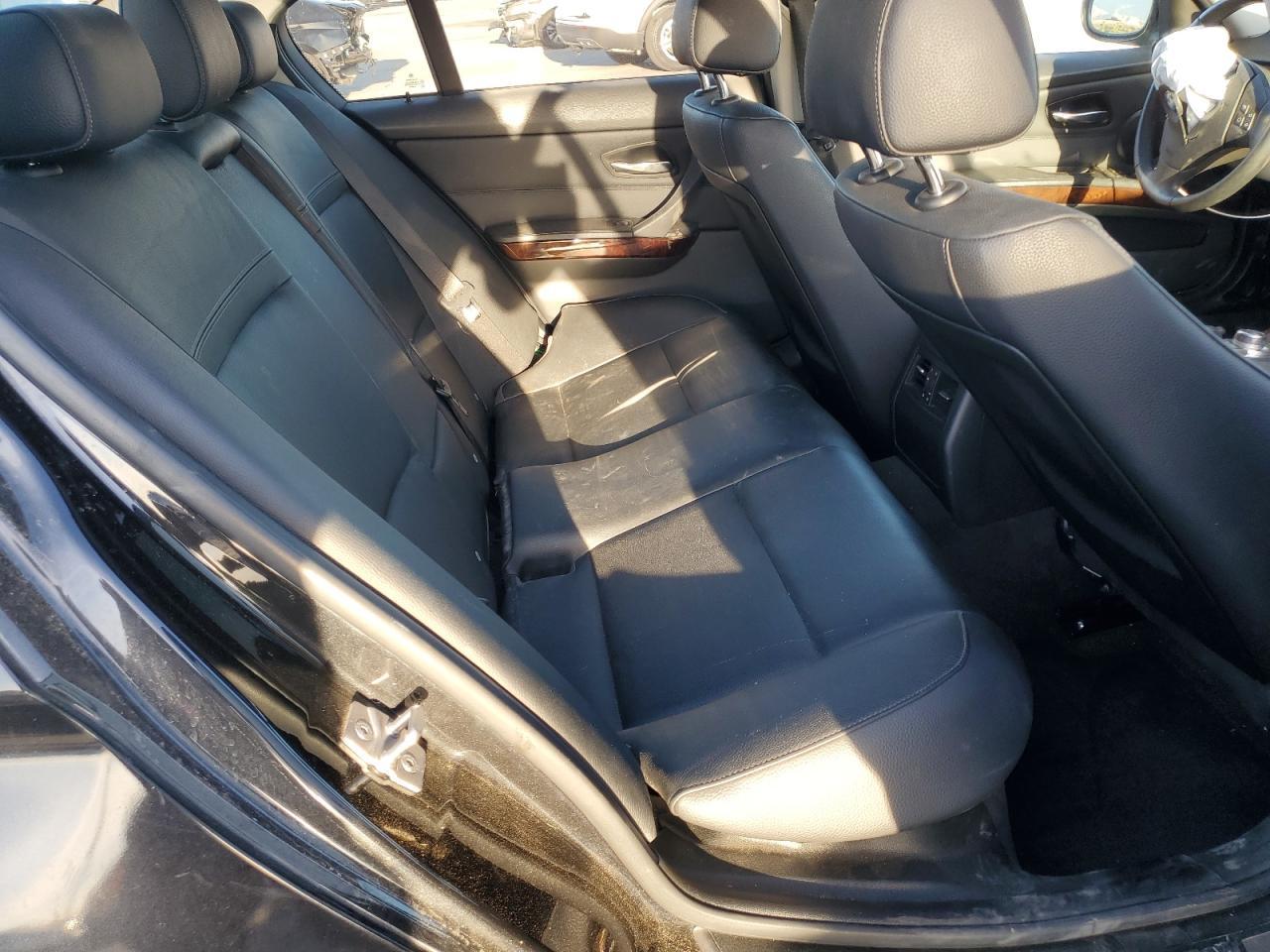 2011 BMW 3 SERIES