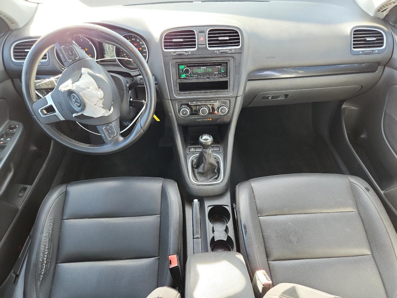 2011 VOLKSWAGEN JETTA