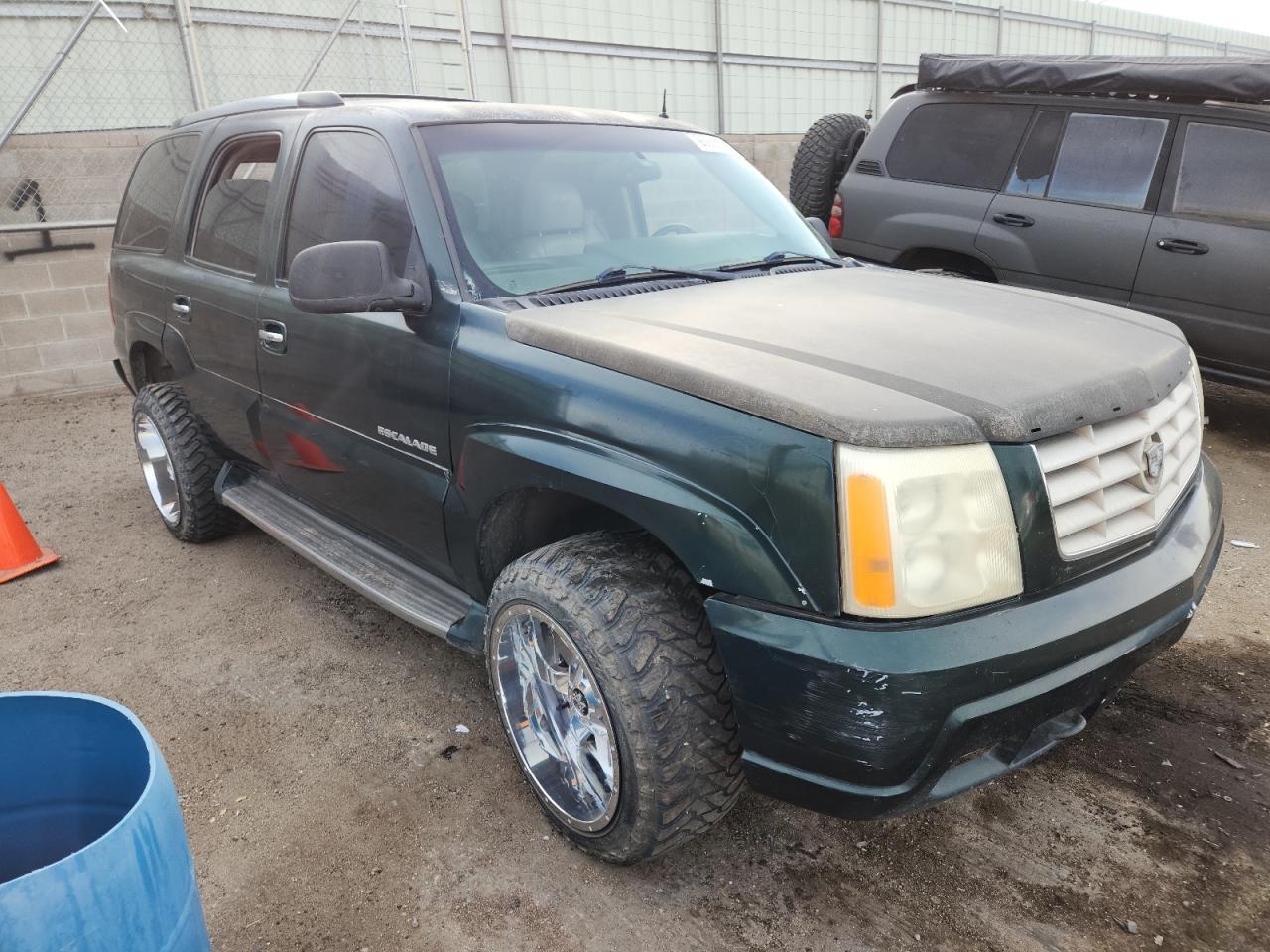 2002 CADILLAC ESCALADE