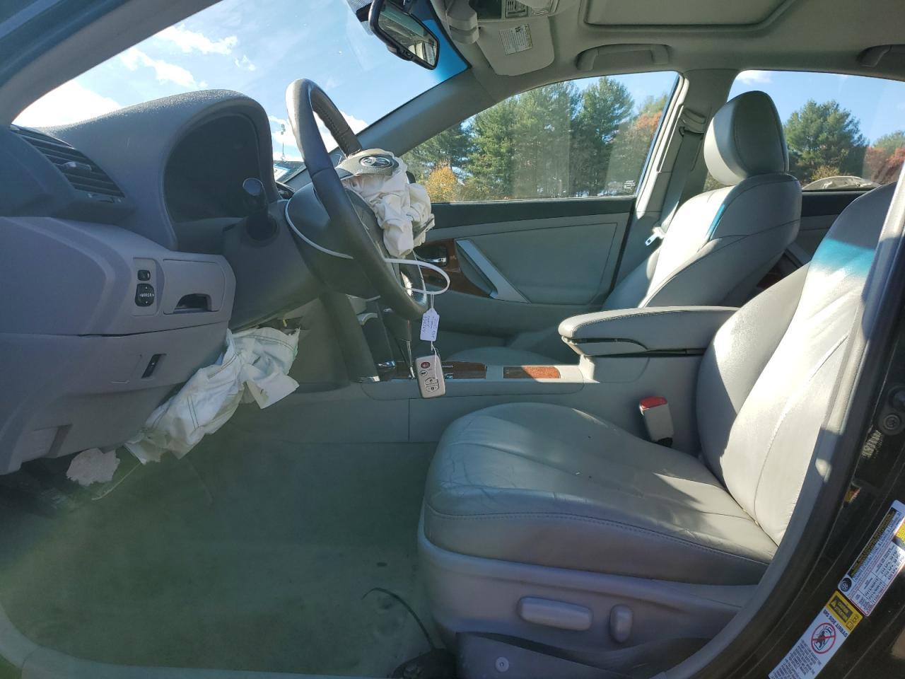2010 TOYOTA CAMRY