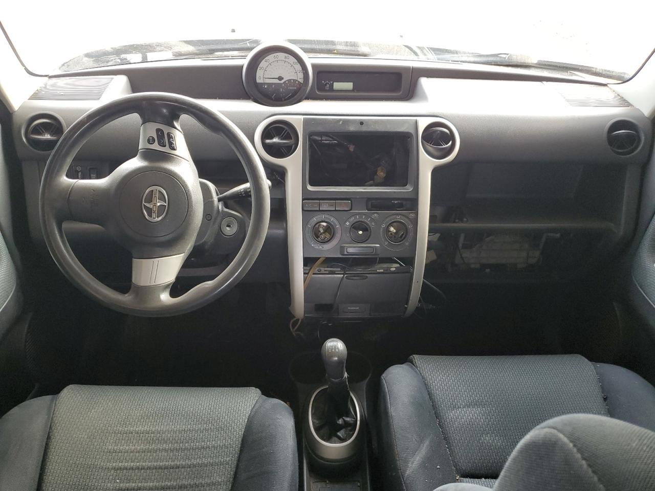 2006 TOYOTA SCION