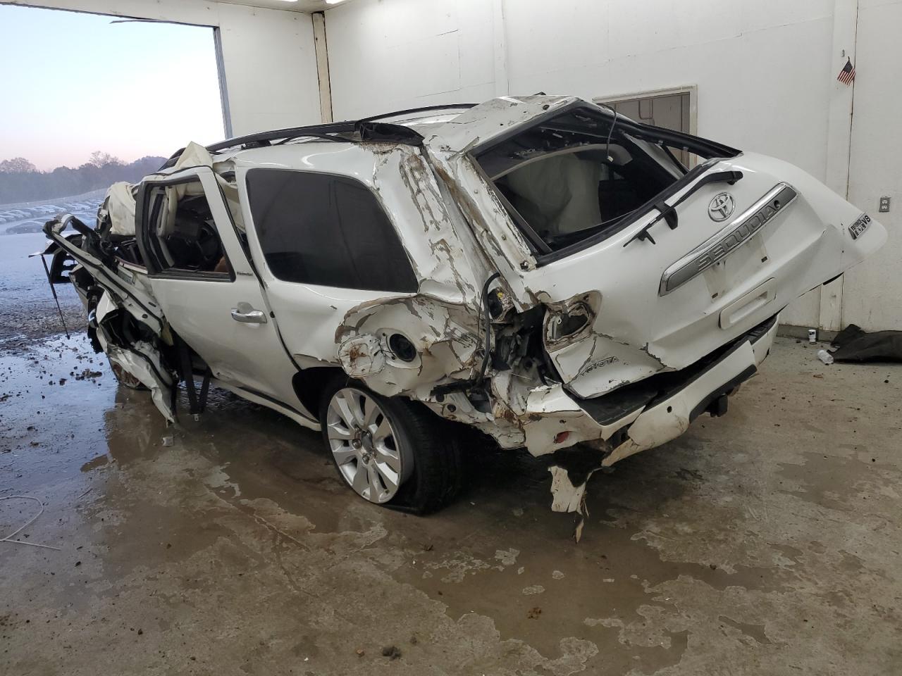2008 TOYOTA Sequoia