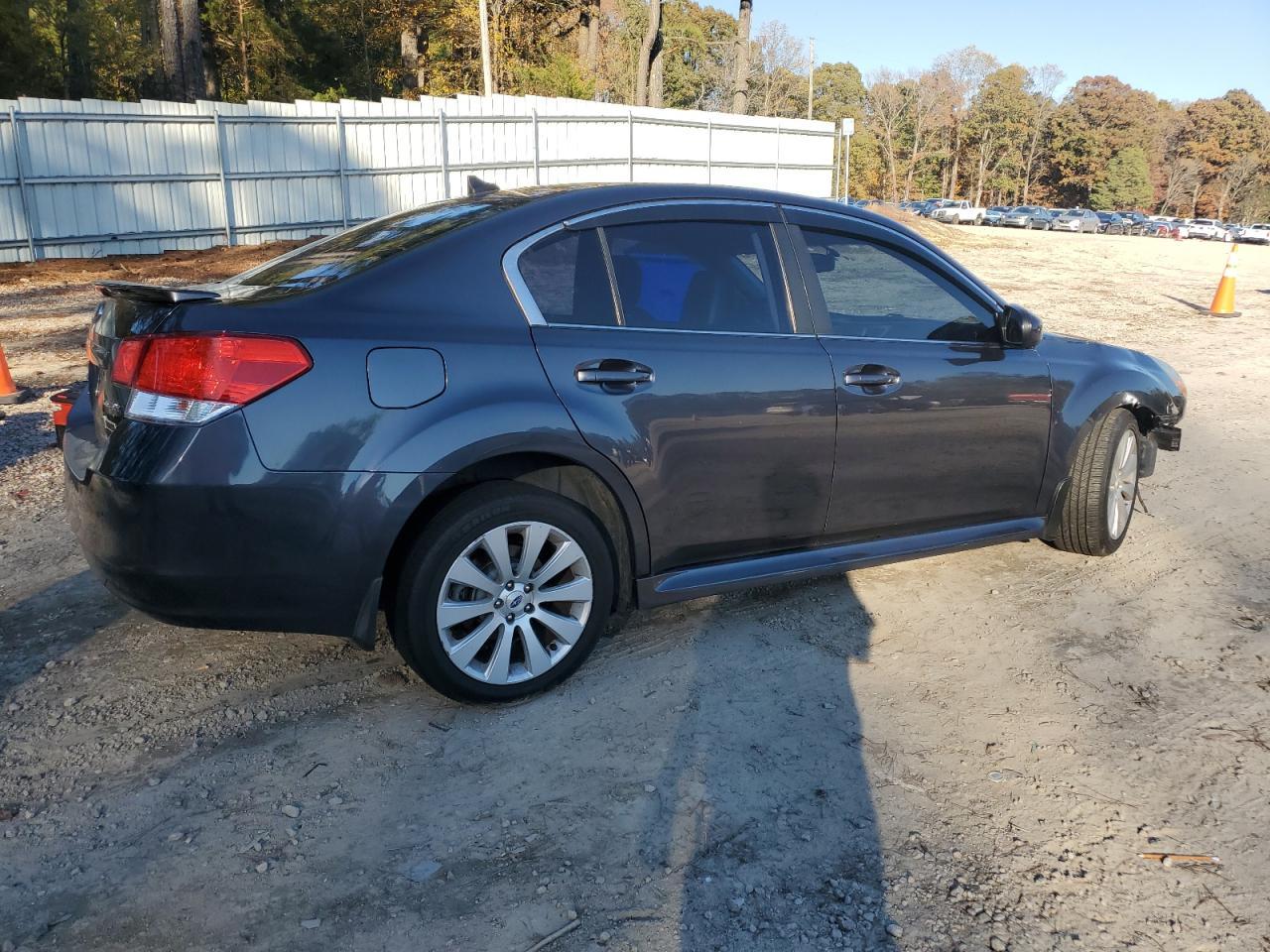 2011 SUBARU Legacy
