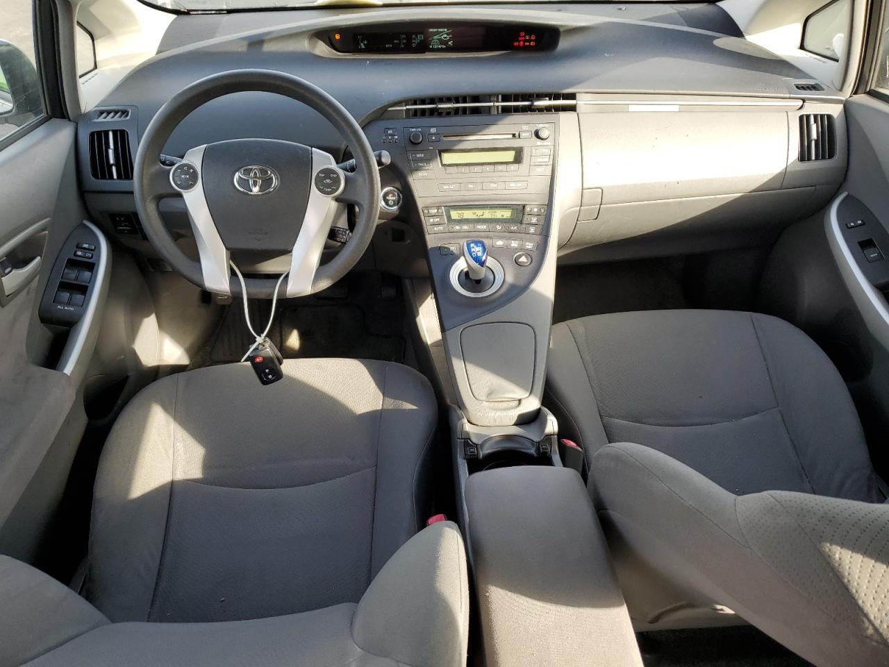 2010 TOYOTA PRIUS