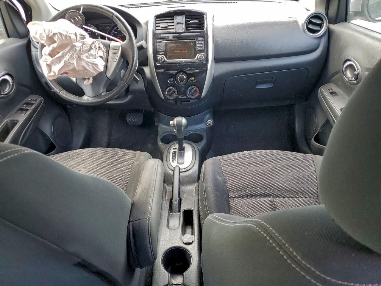 2017 NISSAN VERSA