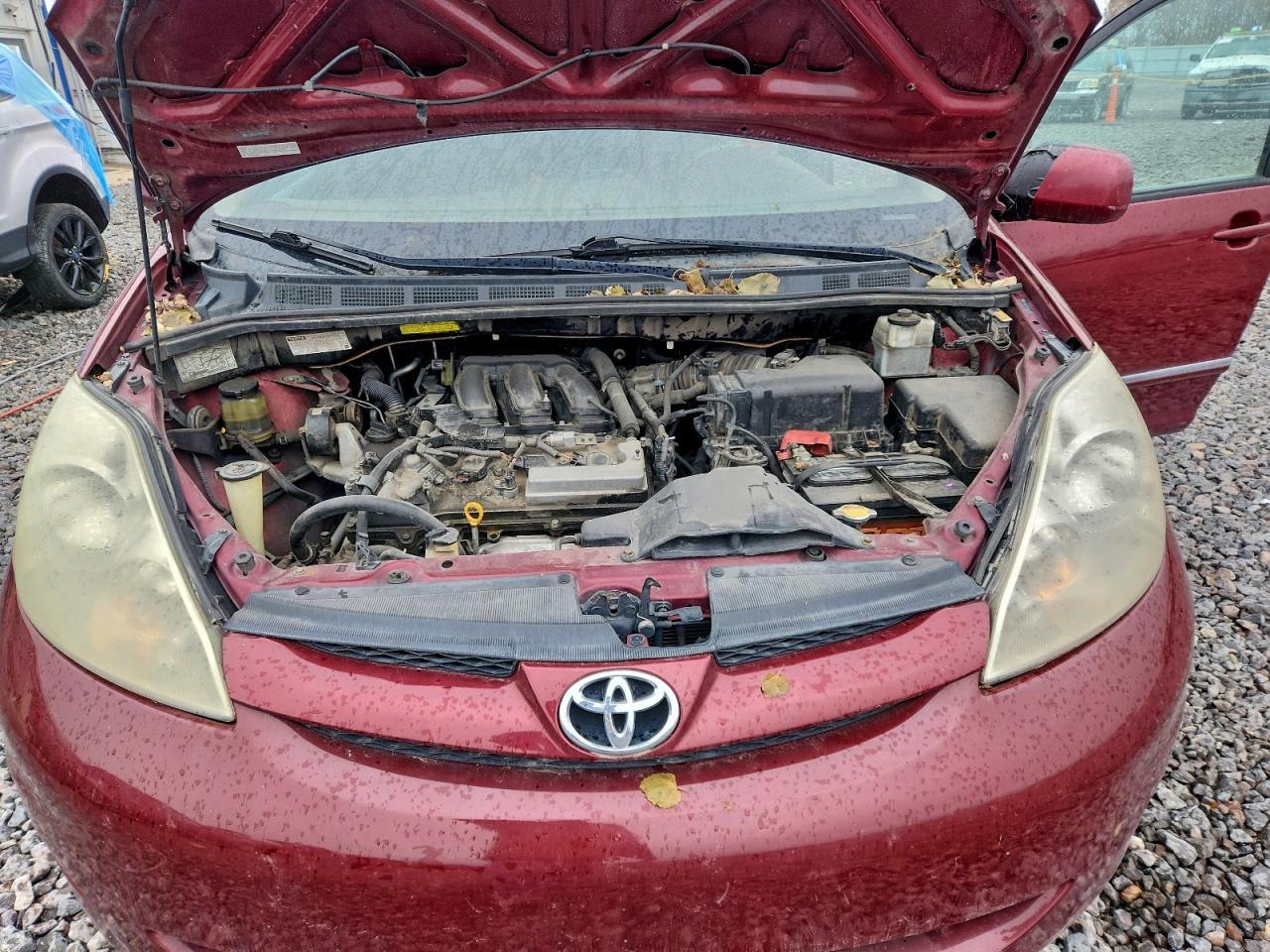 2009 TOYOTA SIENNA