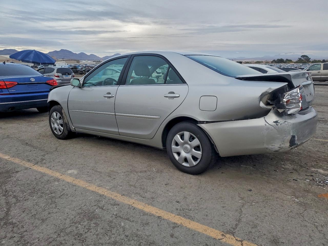 2004 TOYOTA CAMRY