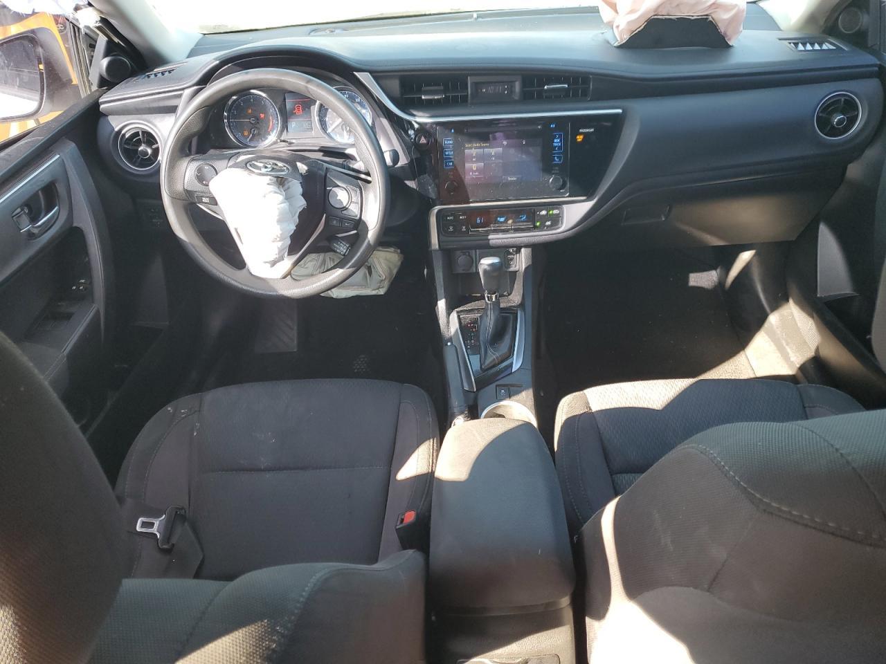 2017 TOYOTA COROLLA