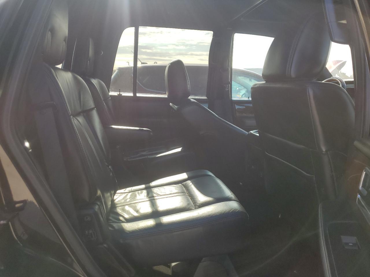 2016 LINCOLN Navigator