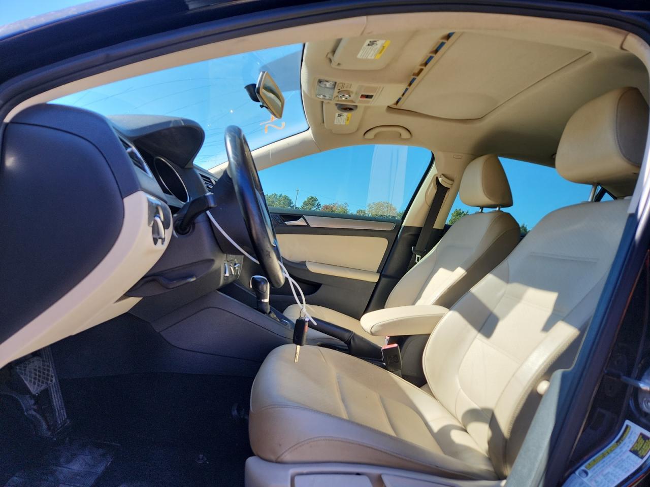 2017 VOLKSWAGEN JETTA