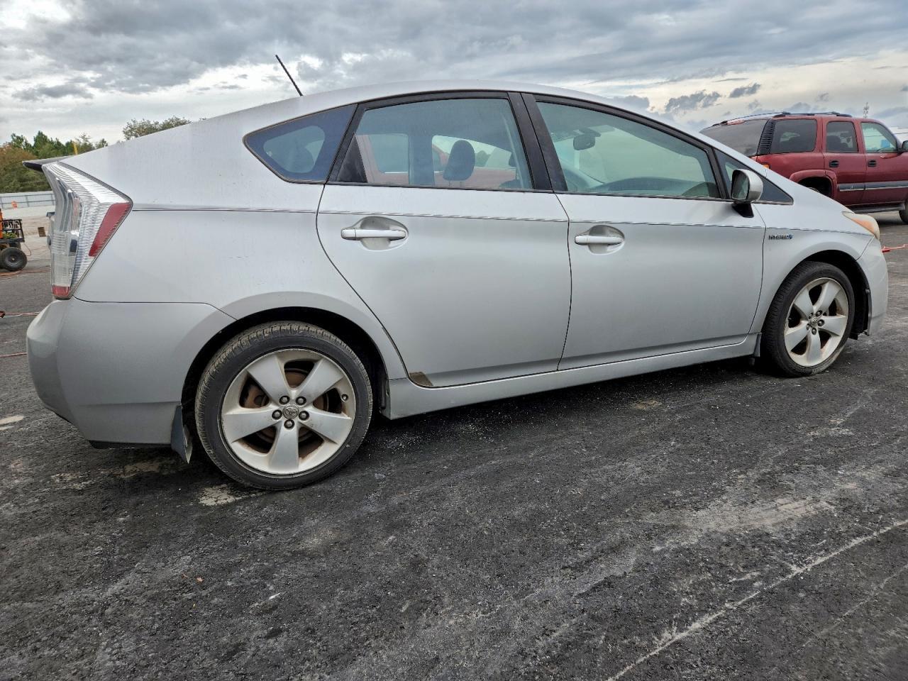 2010 TOYOTA PRIUS