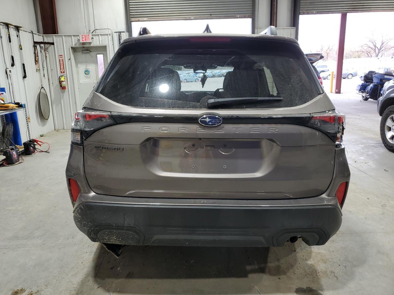 2025 SUBARU FORESTER