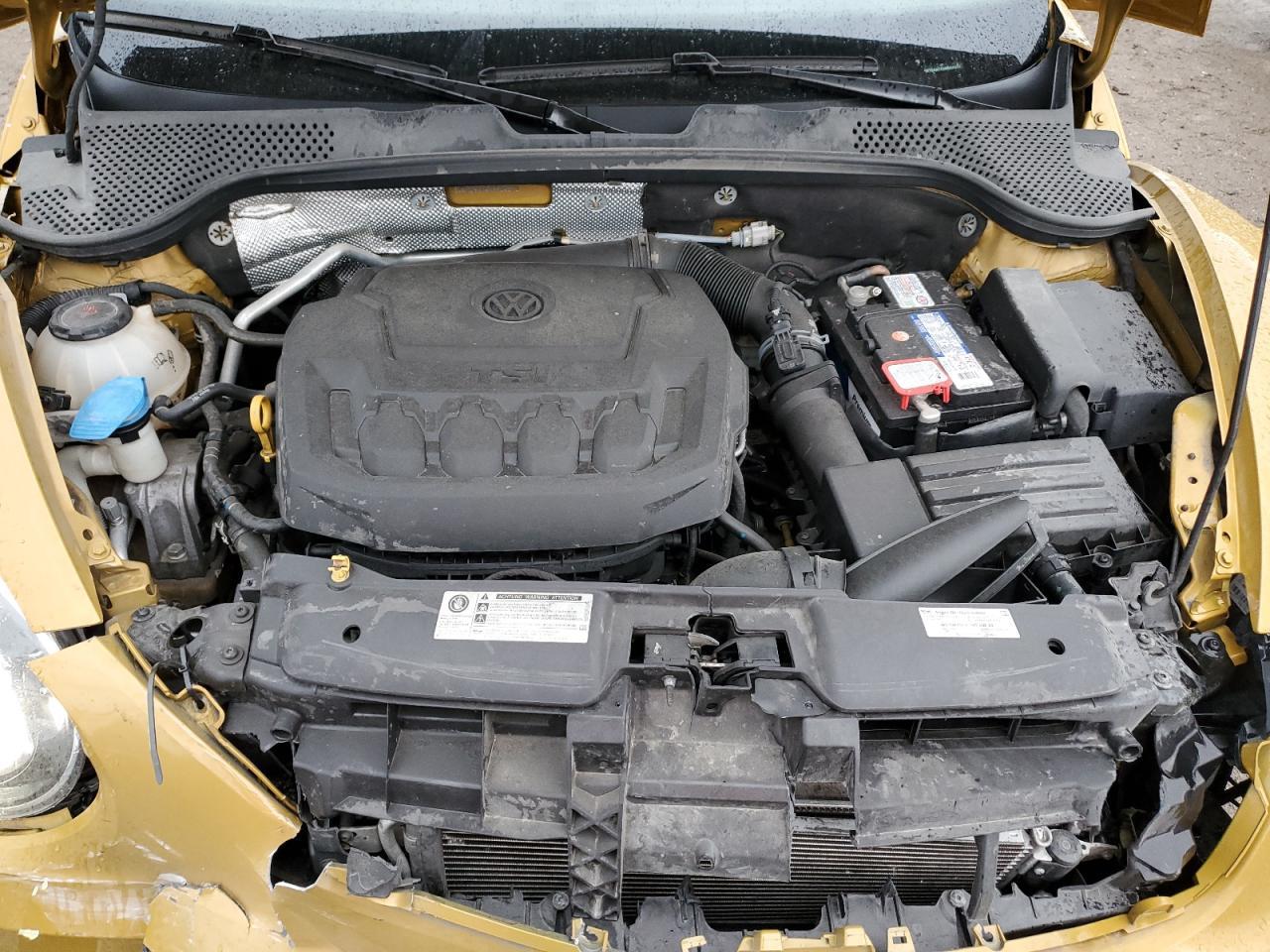 2018 VOLKSWAGEN Beetle