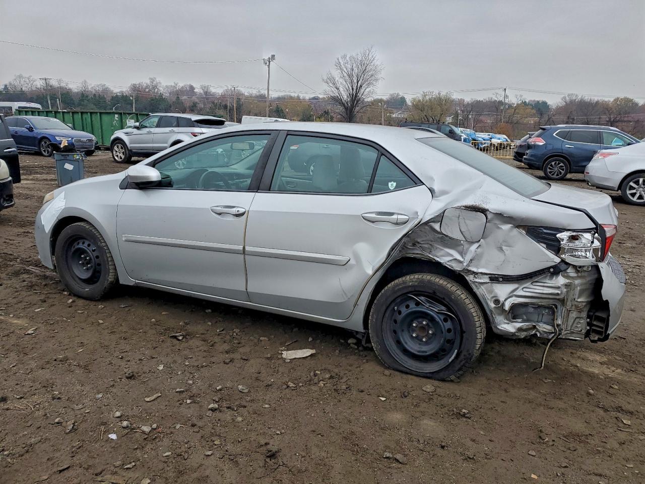 2015 TOYOTA COROLLA