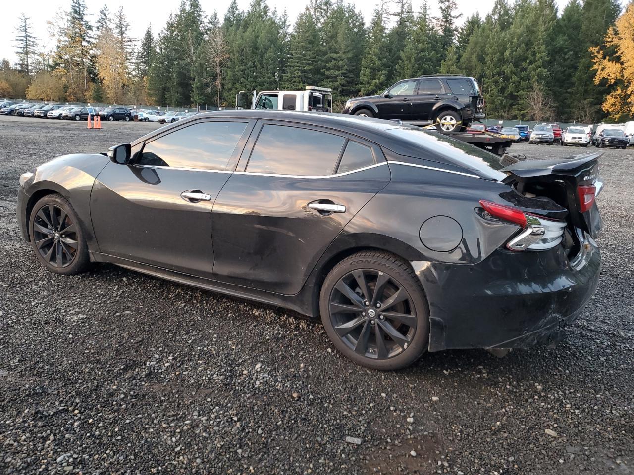 2017 NISSAN Maxima