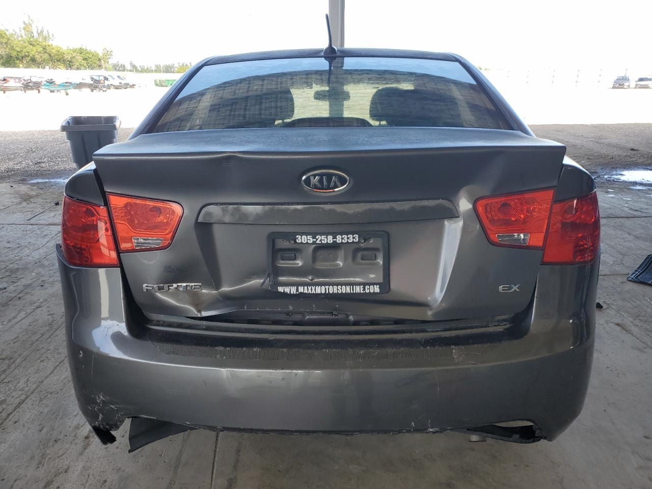 2013 KIA FORTE