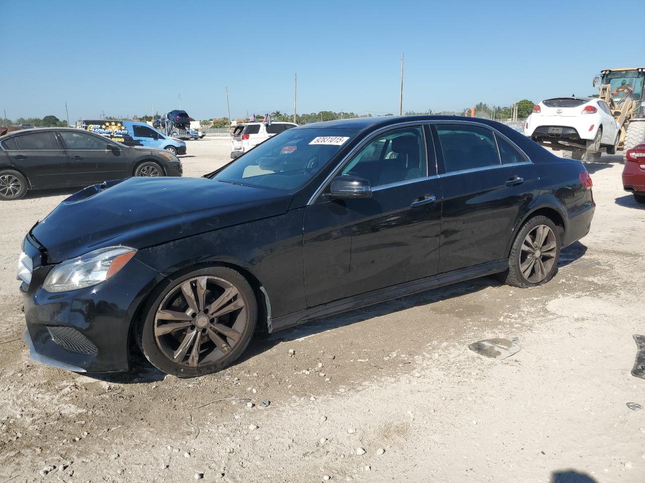 2014 MERCEDES-BENZ E-Class