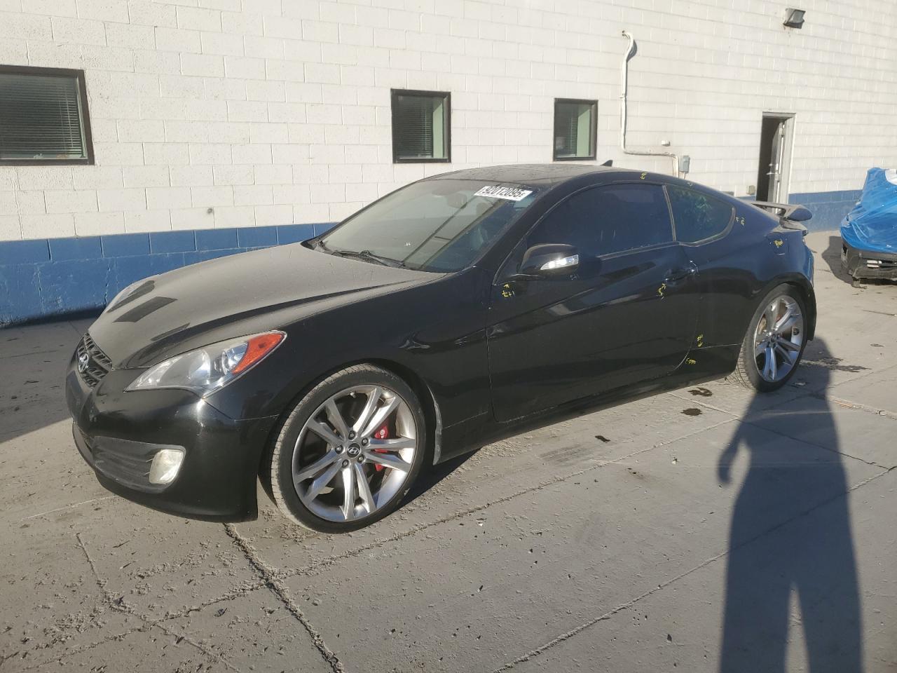 2012 HYUNDAI GENESIS