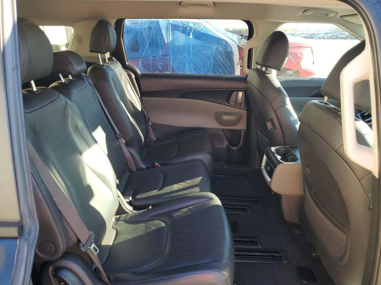 2025 KIA Carnival