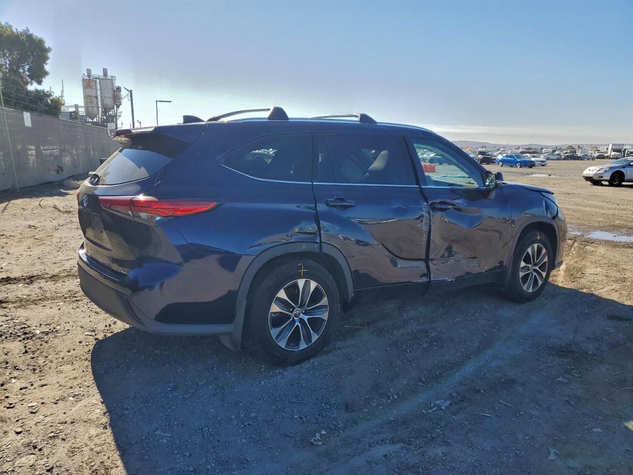 2021 TOYOTA HIGHLANDER