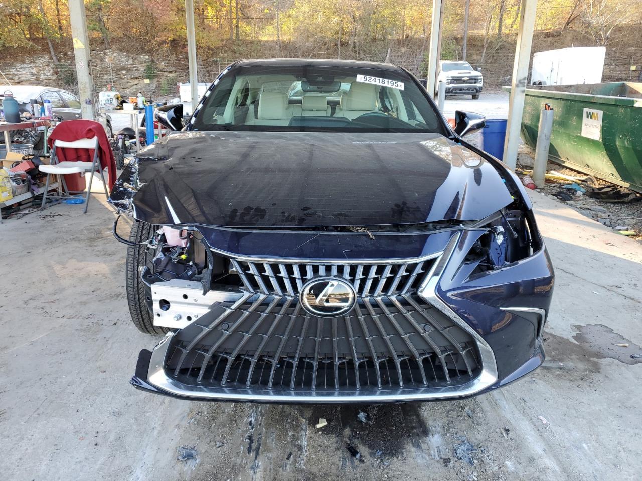 2025 LEXUS ES 350