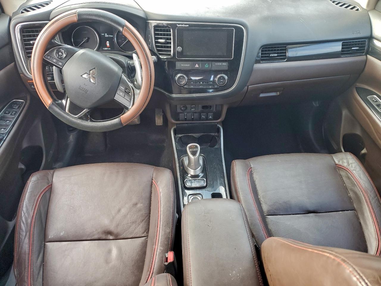 2018 MITSUBISHI outlander
