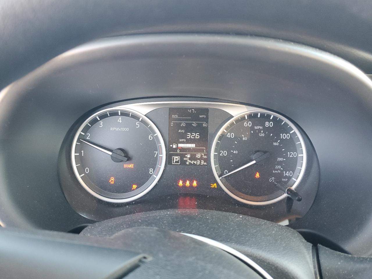 2024 NISSAN KICKS