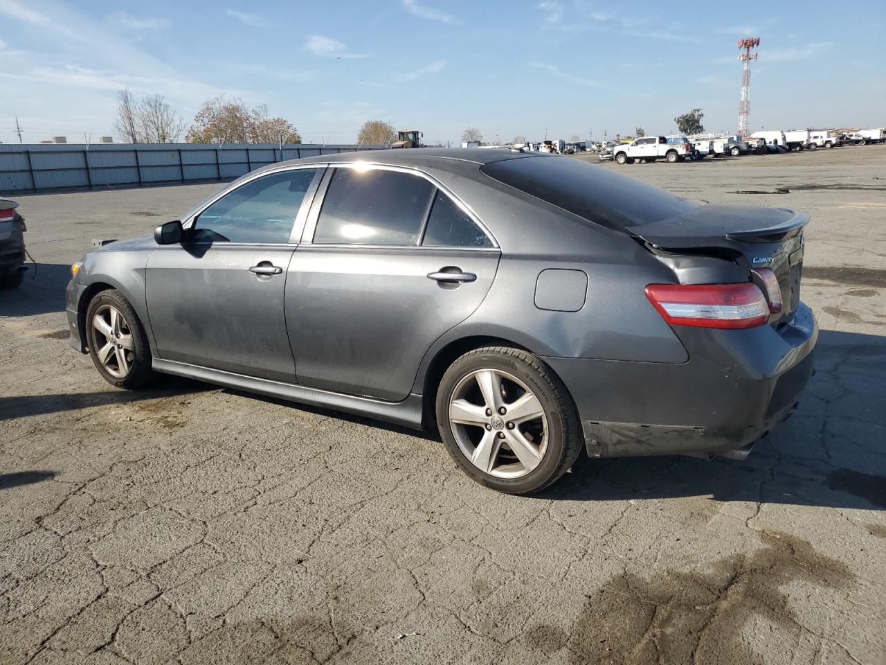 2011 TOYOTA CAMRY