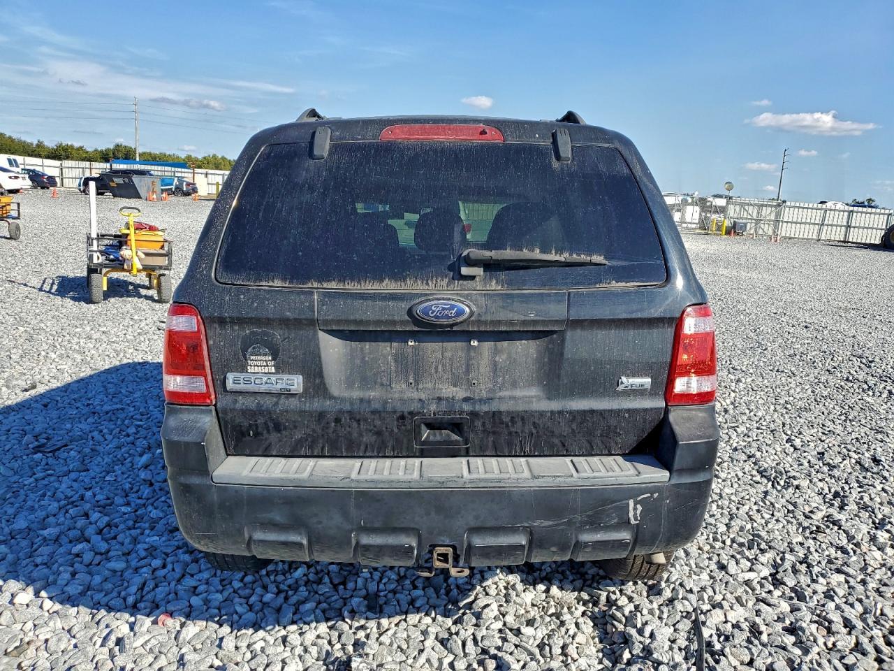 2010 FORD ESCAPE