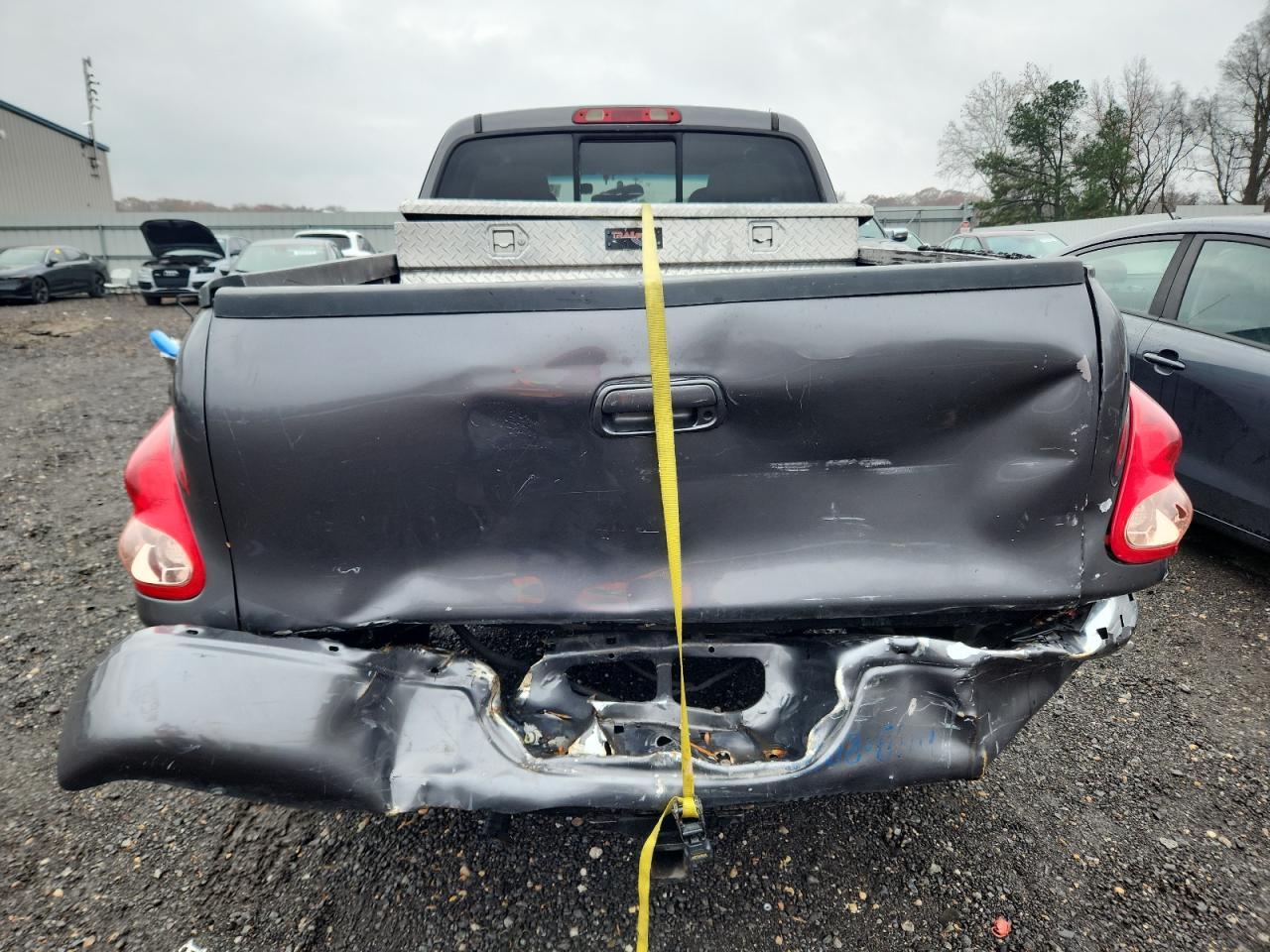 2003 TOYOTA TUNDRA