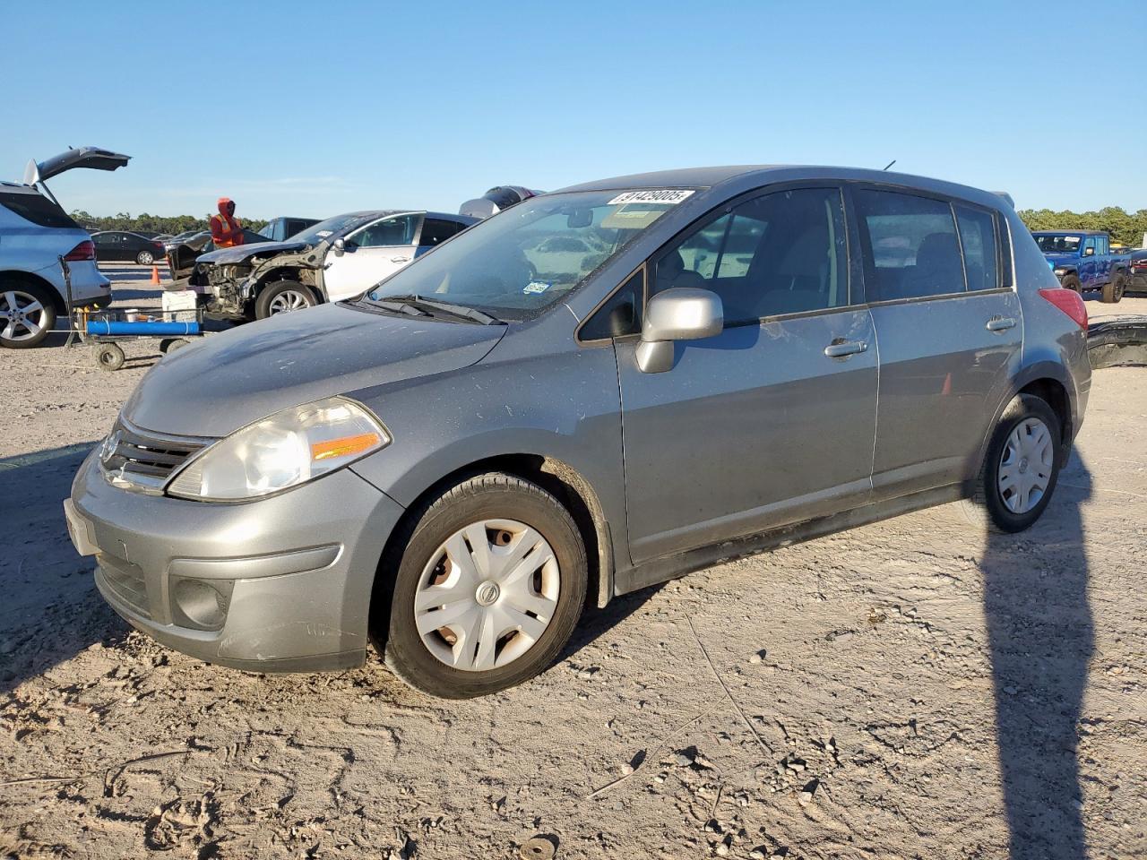 2011 NISSAN VERSA