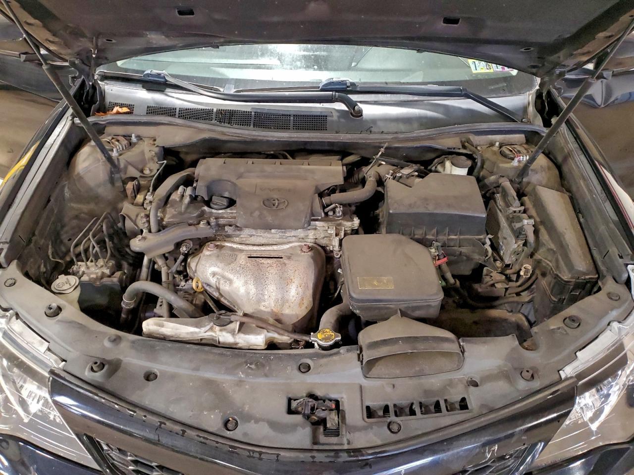 2014 TOYOTA CAMRY