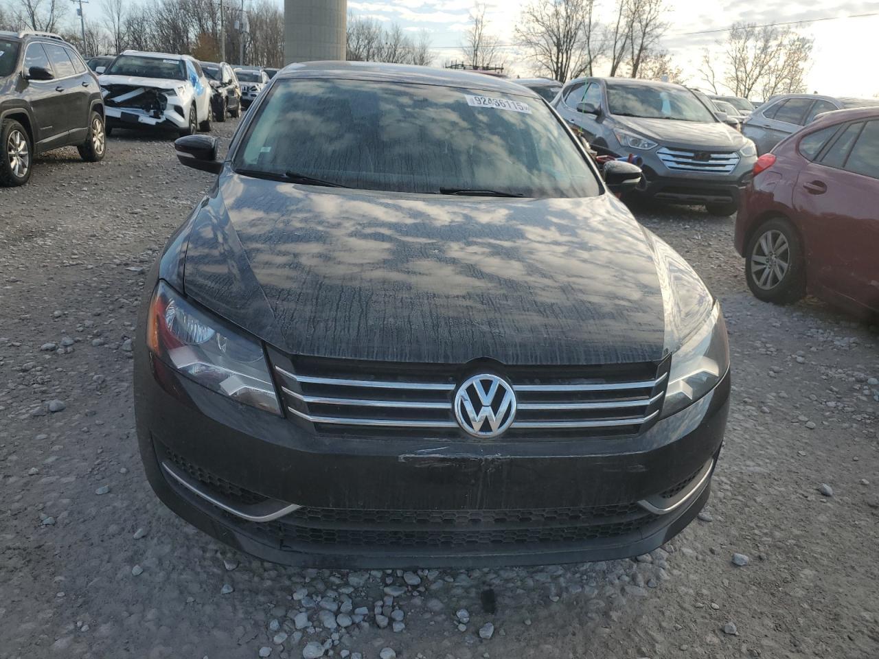 2015 VOLKSWAGEN Passat